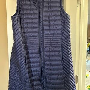 Duluth Trading Co Navy Quilted Long Vest